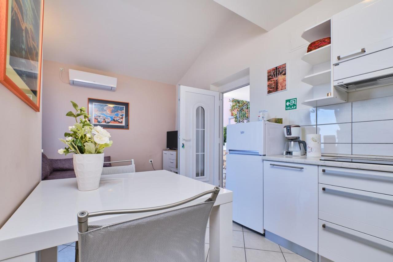 Beautiful Apartments Ksenija Mali Lošinj Extérieur photo