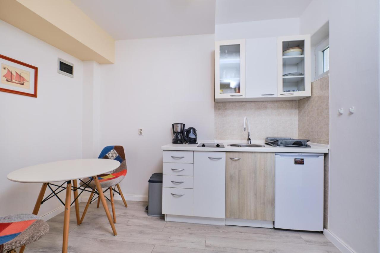 Beautiful Apartments Ksenija Mali Lošinj Extérieur photo