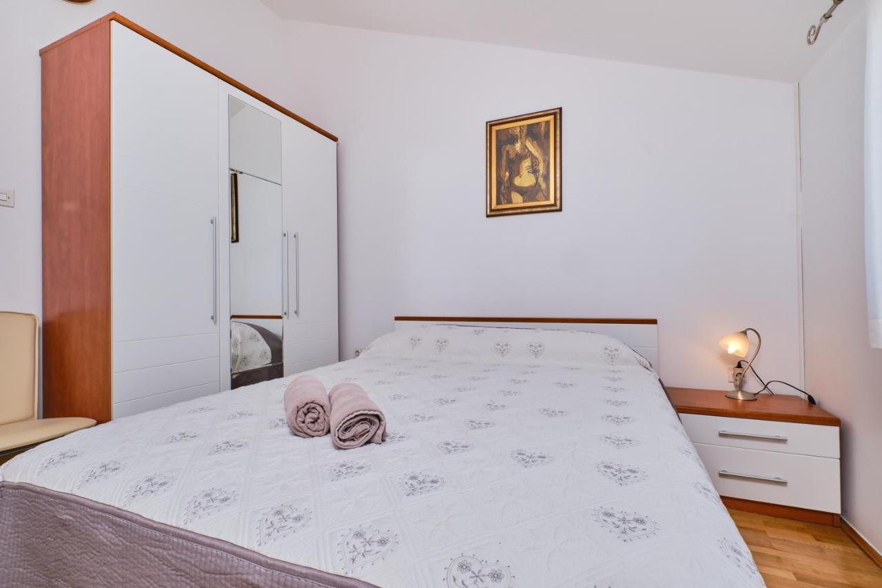 Beautiful Apartments Ksenija Mali Lošinj Extérieur photo